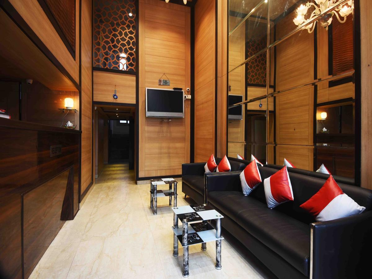 Hotel Royal Grand - Opposite Axis Bank East Patel Nagar New Delhi Eksteriør billede