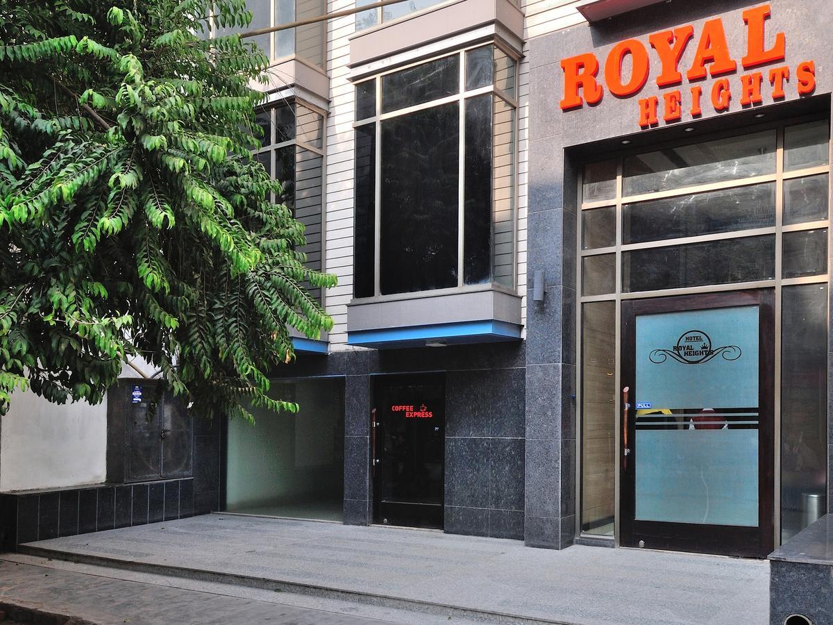 Hotel Royal Grand - Opposite Axis Bank East Patel Nagar New Delhi Eksteriør billede